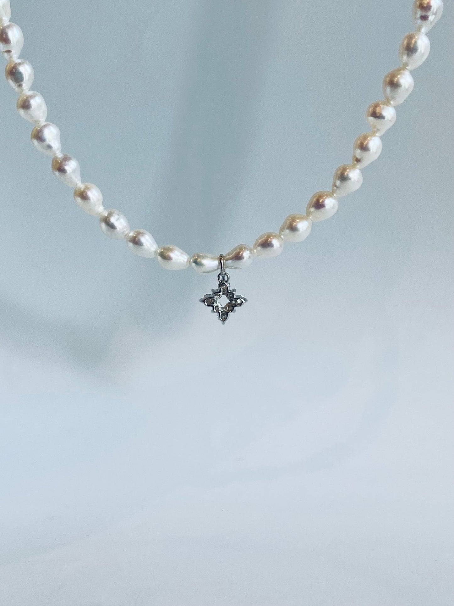 Pt/SV ダイヤモンド0.2ct 淡水パールネックレス