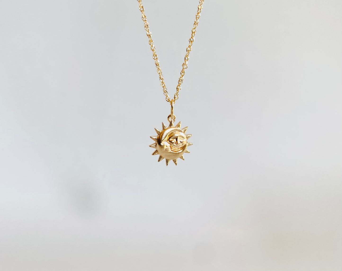 K10アミュレットネックレス Moon&Sun