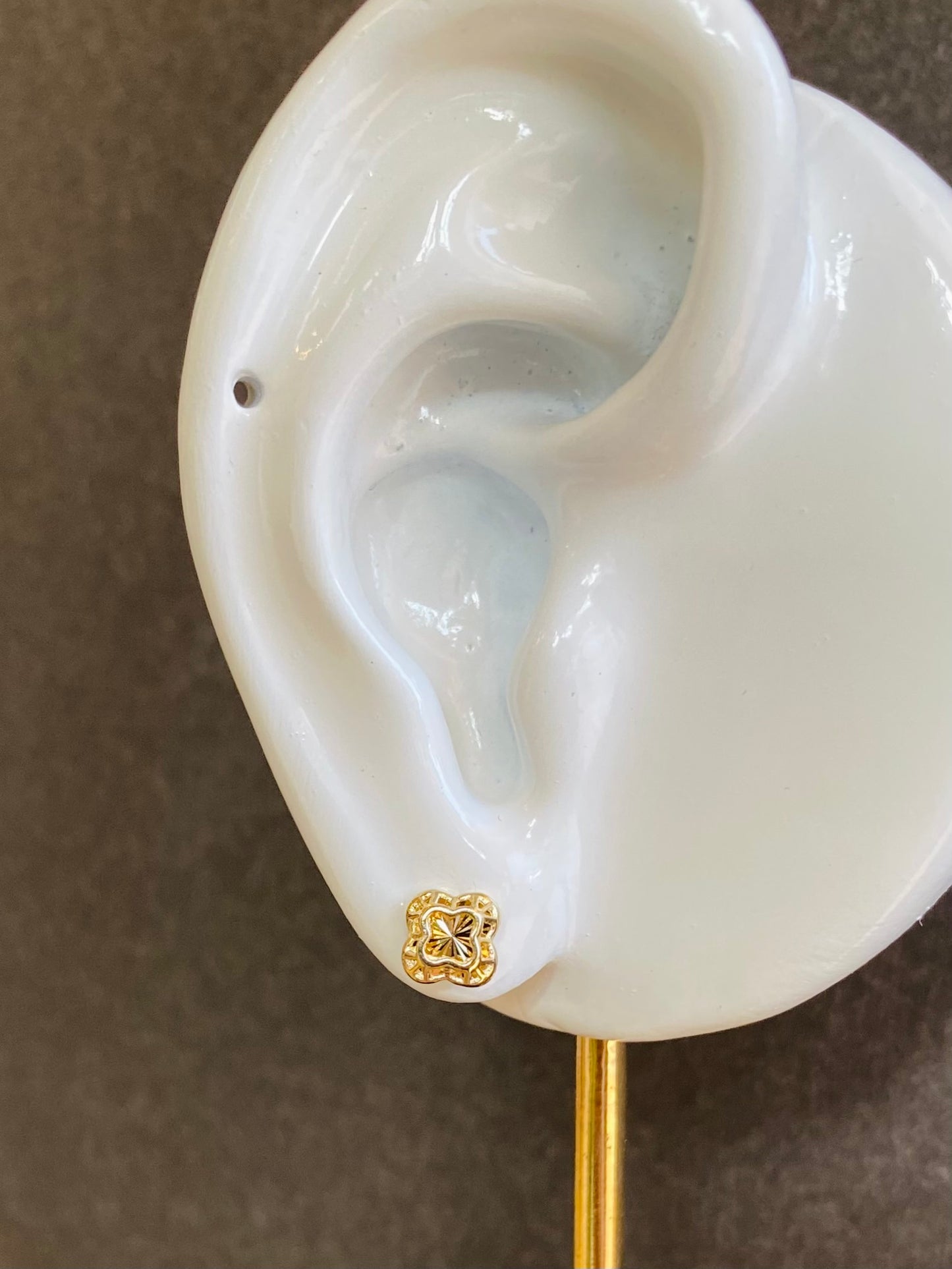 K14イエローゴールド 地金ピアス