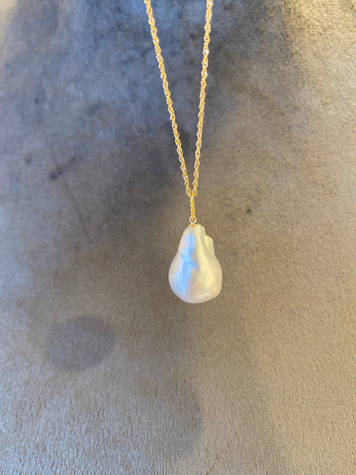 K18イエローゴールド 南洋白蝶バロックパールトップ