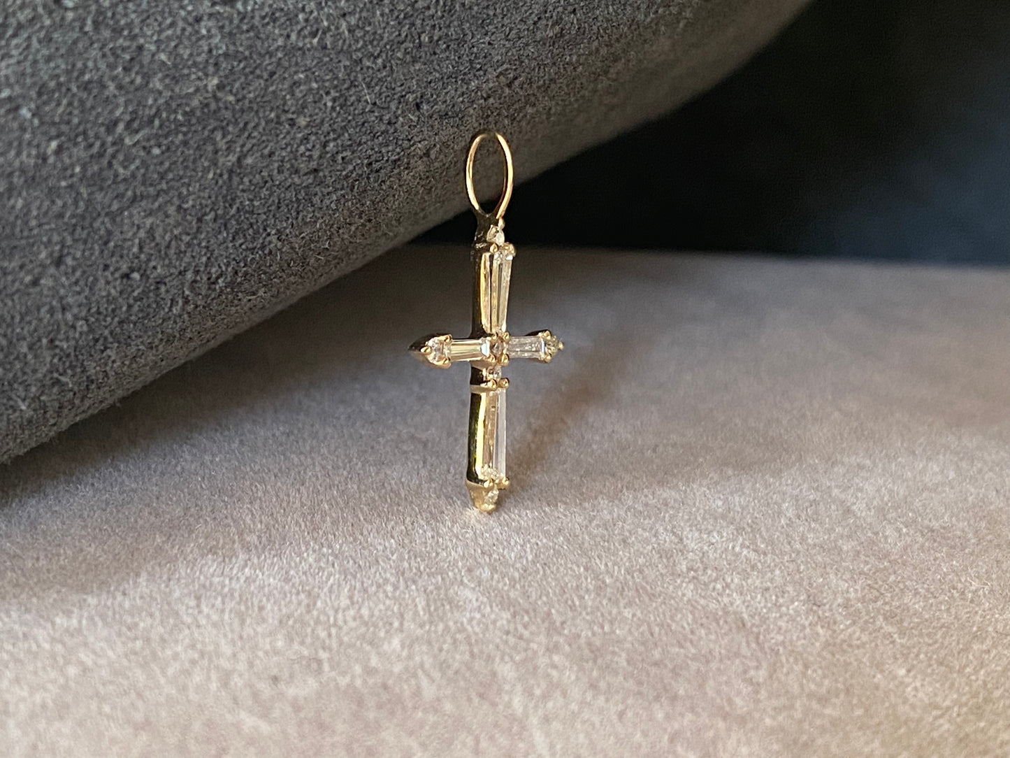 K18イエローゴールド ダイヤモンド0.21ct ペンダントトップ