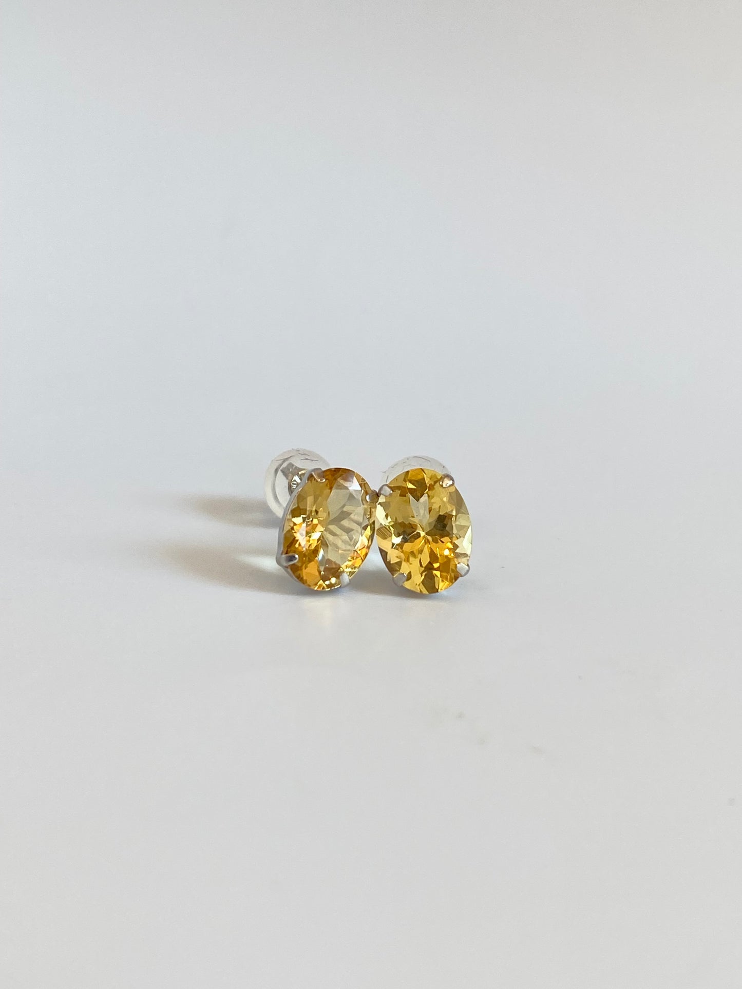 Ptイエローベリルピアス