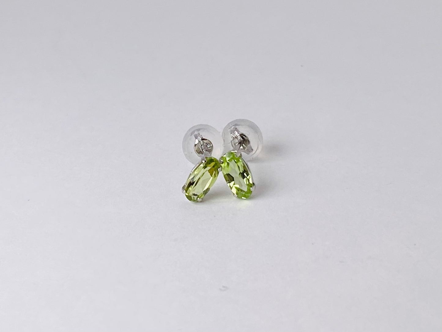 Ptペリドットピアス