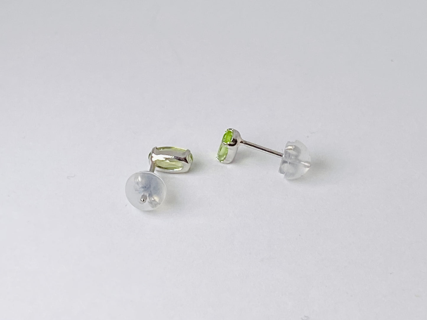 Ptペリドットピアス