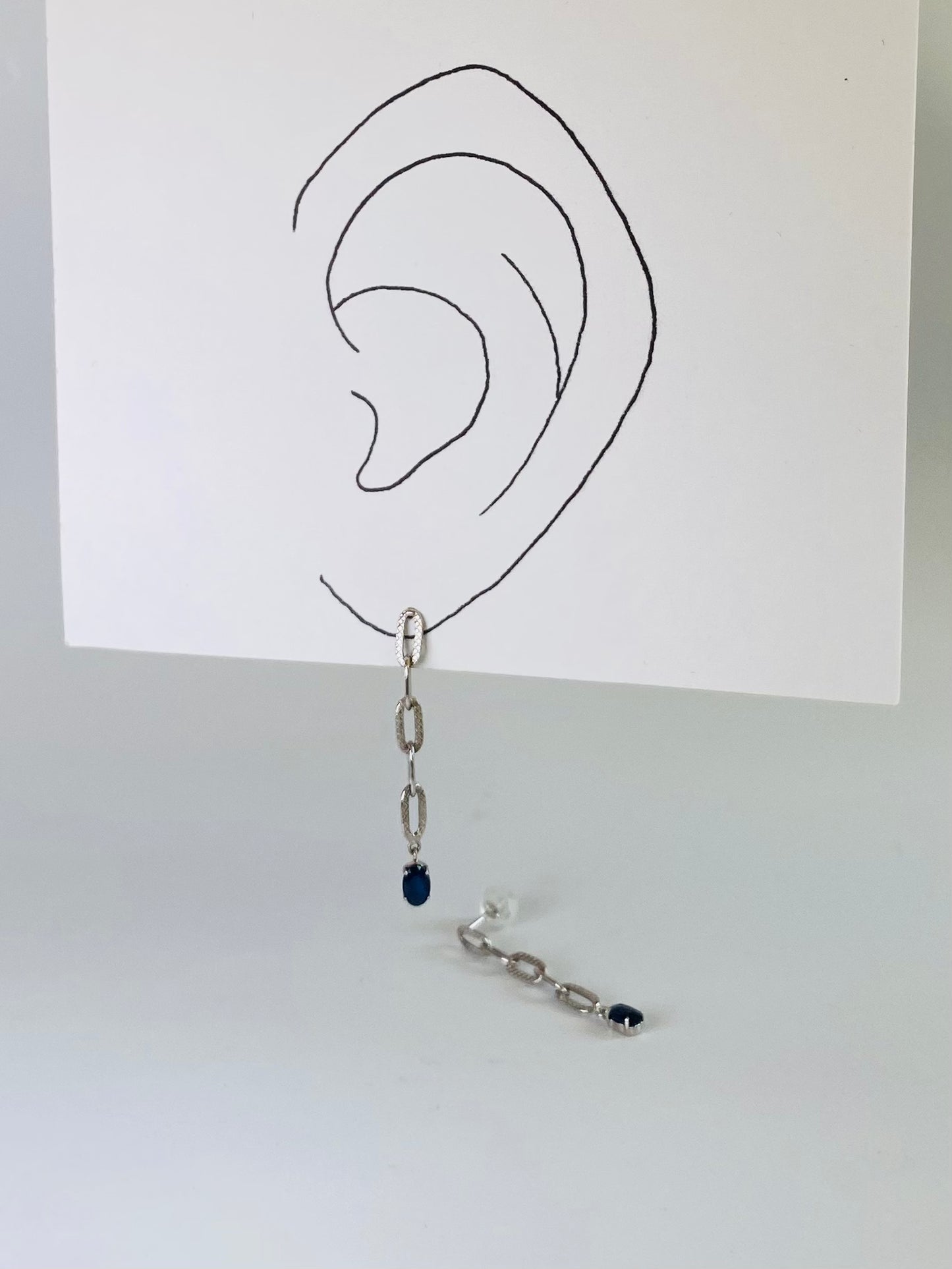 K10ホワイトゴールド サファイアピアス