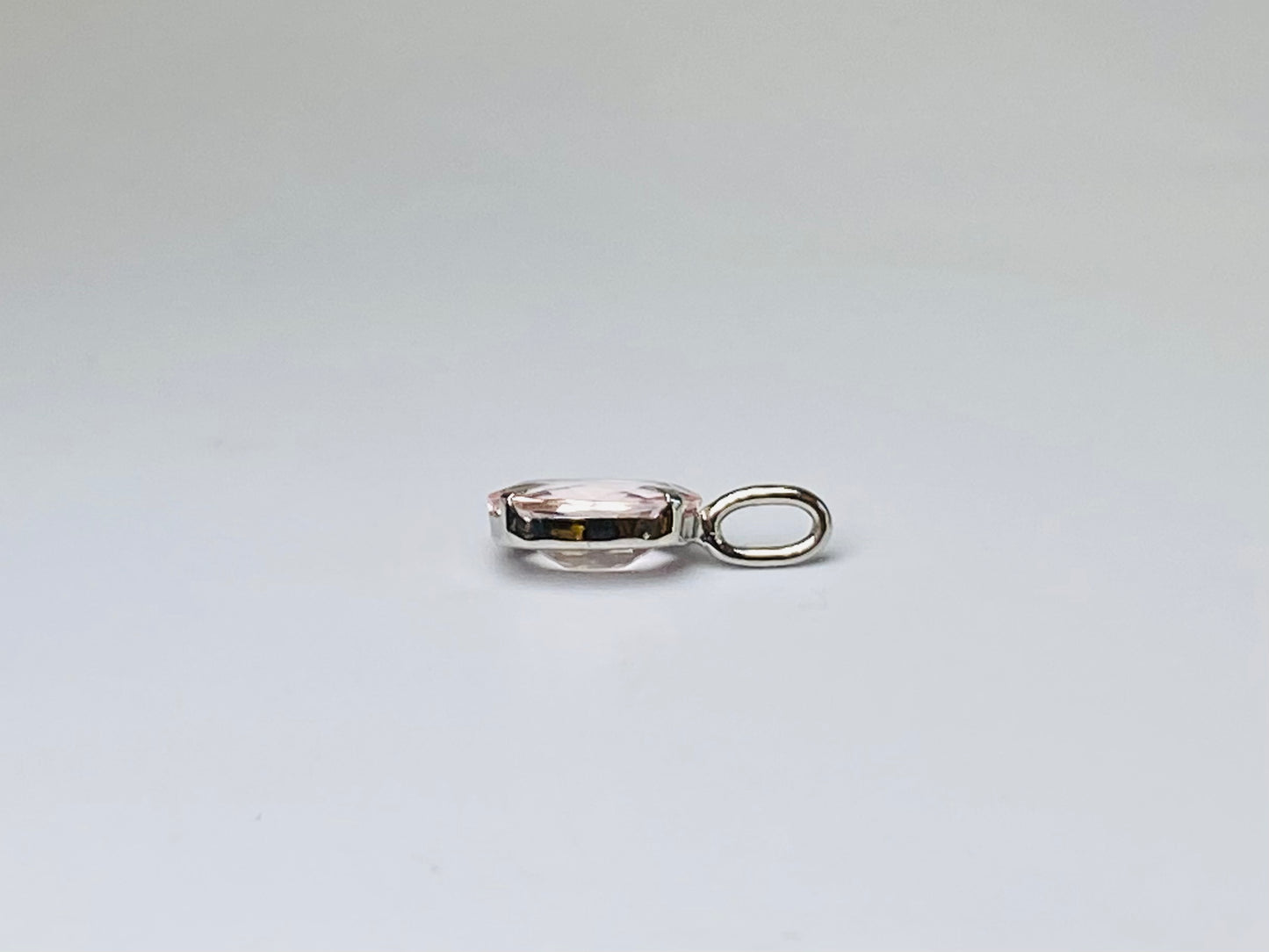 Ptモルガナイトネックレストップ