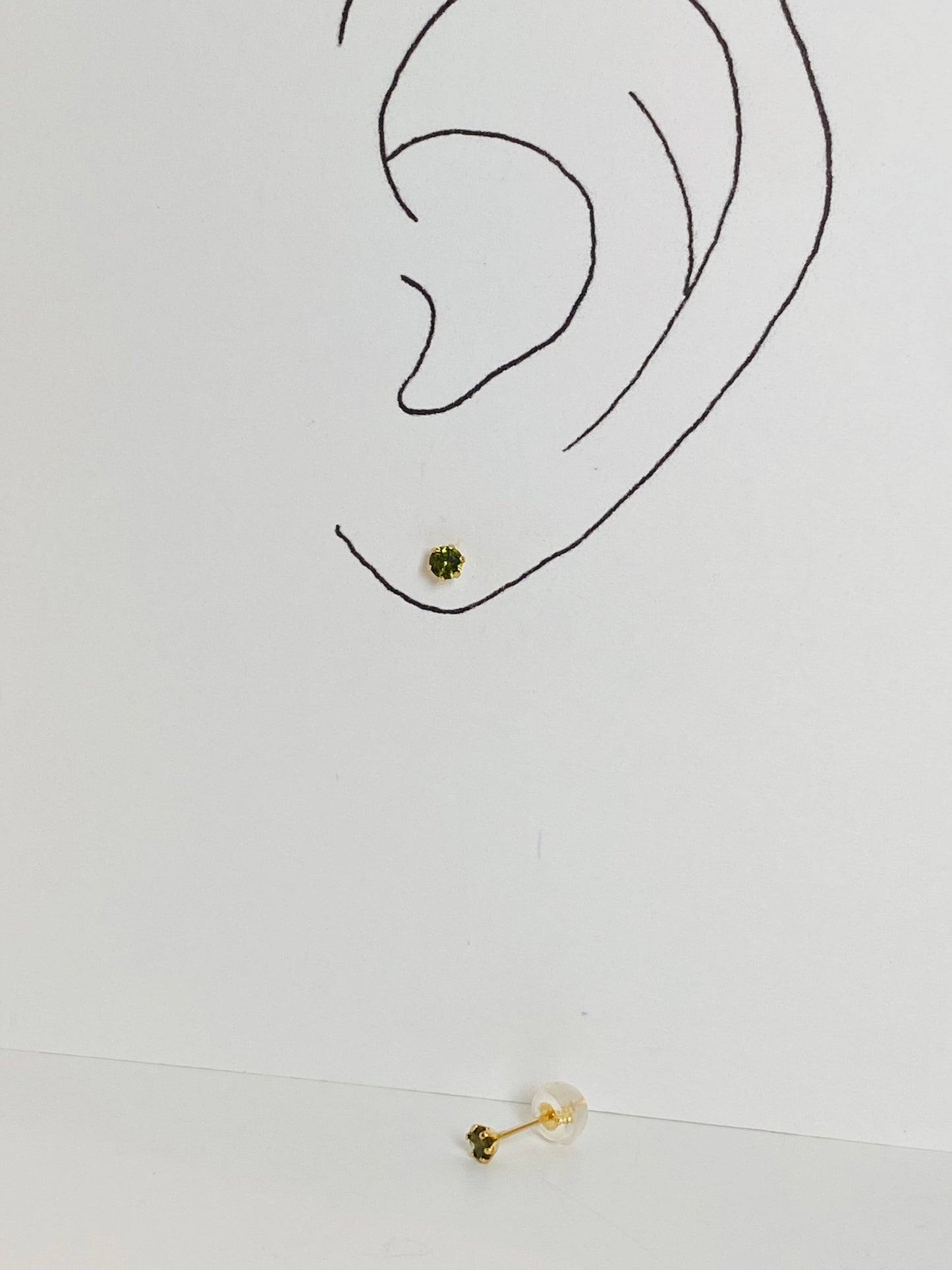 K18イエローゴールド グリーンジルコンピアス