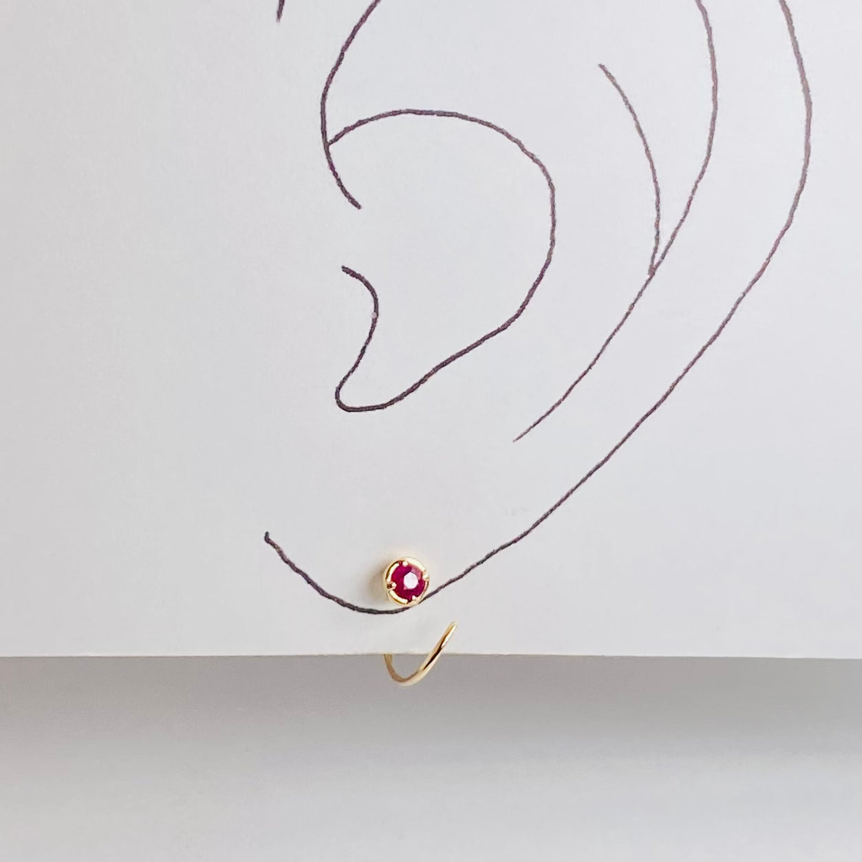 K10イエローゴールド ルビーシングルピアス