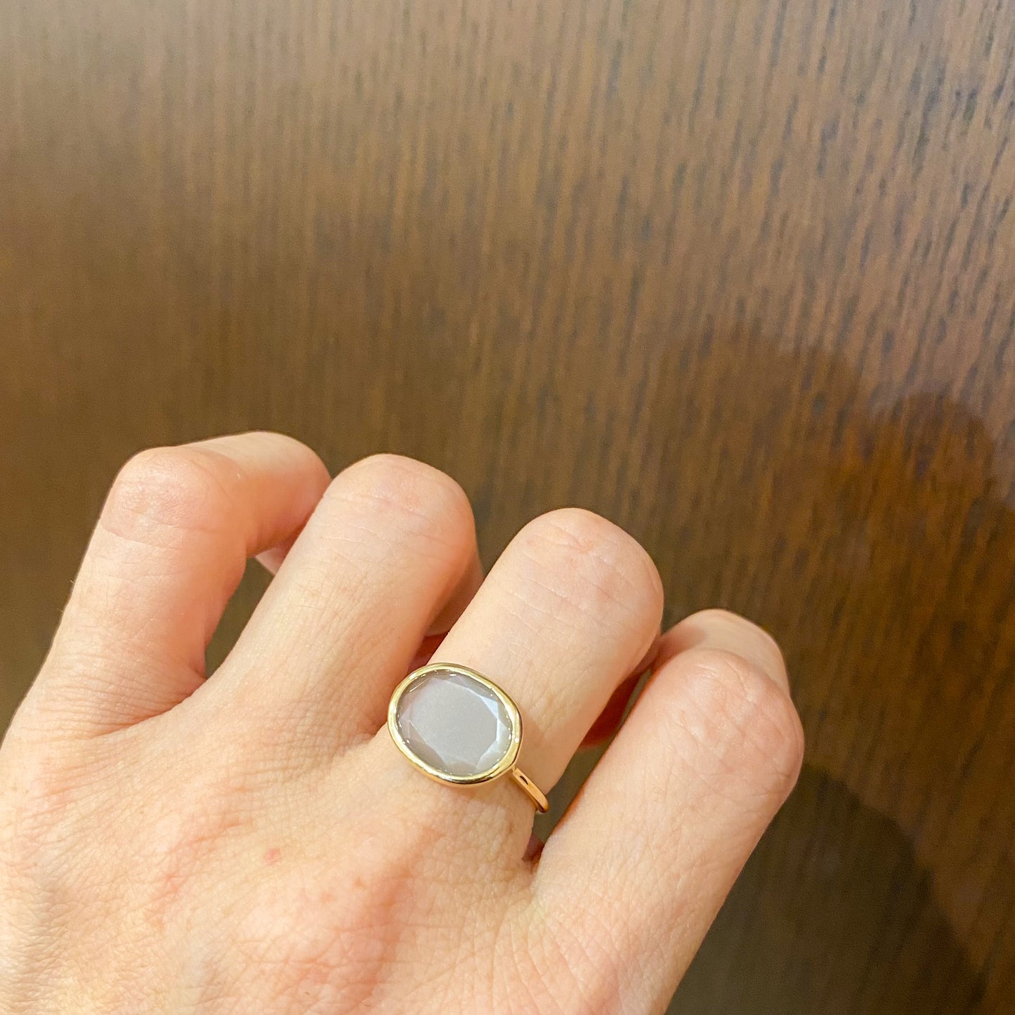 K10イエローゴールド グレームーンストーンリング