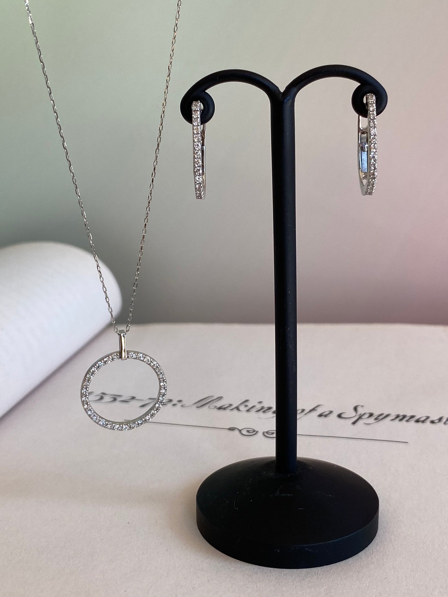 Pt ダイヤモンド0.2ct 中折れワッカピアス
