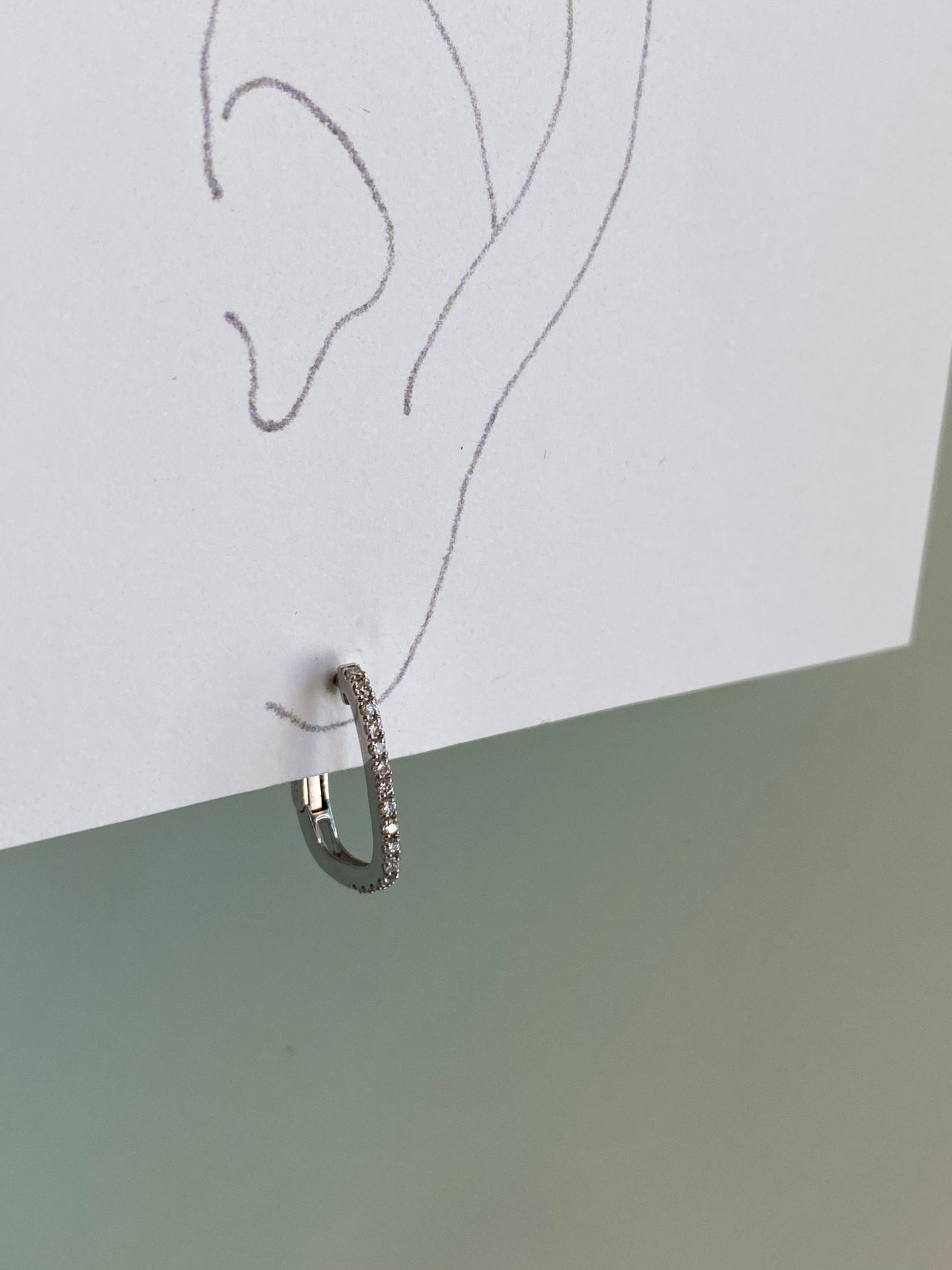 Pt ダイヤモンド0.2ct 中折れワッカピアス