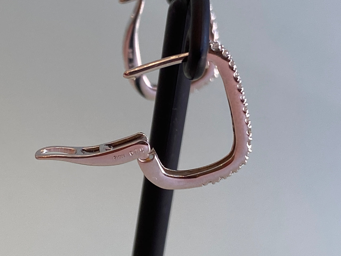 Pt ダイヤモンド0.2ct 中折れワッカピアス