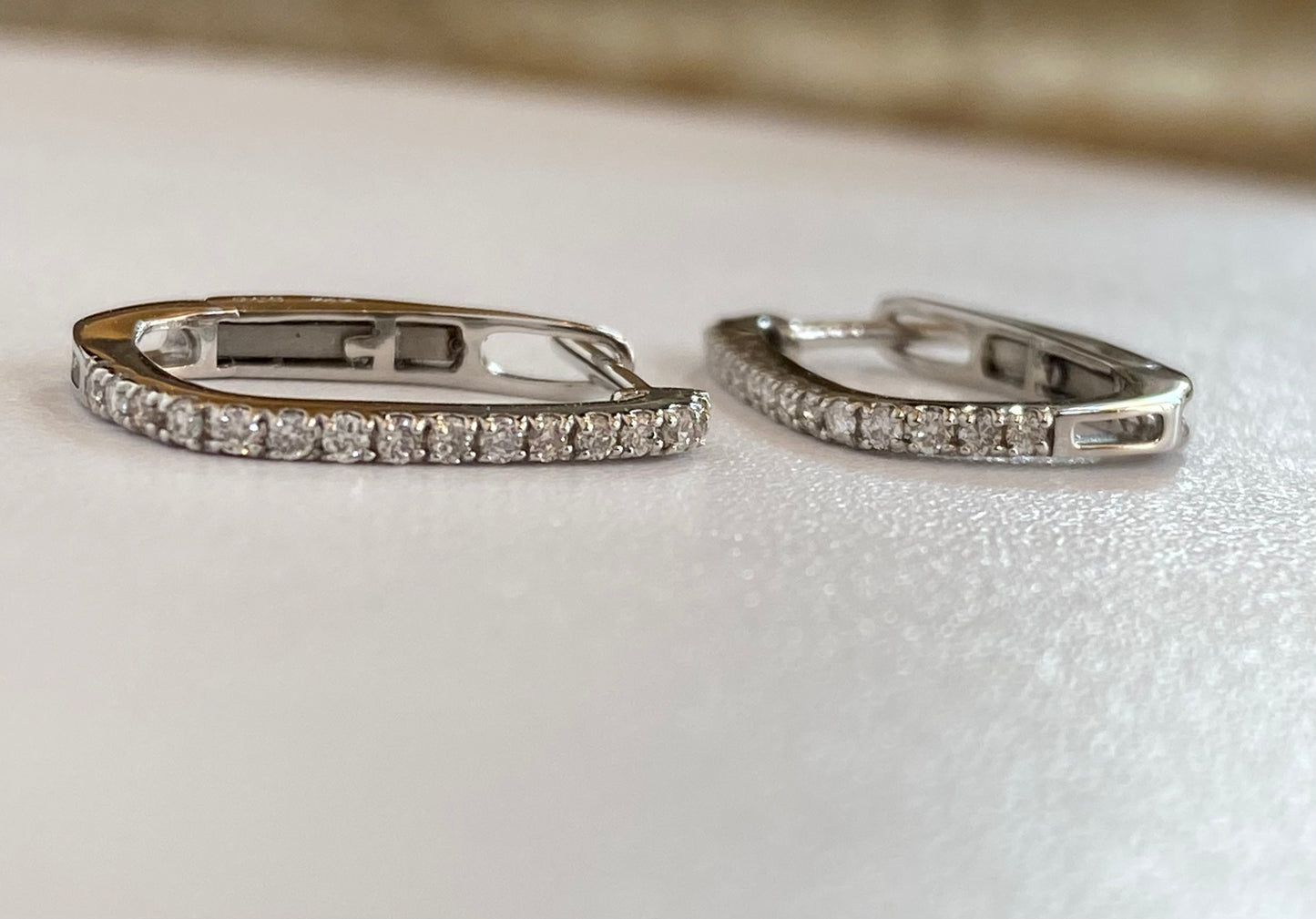 Pt ダイヤモンド0.2ct 中折れワッカピアス