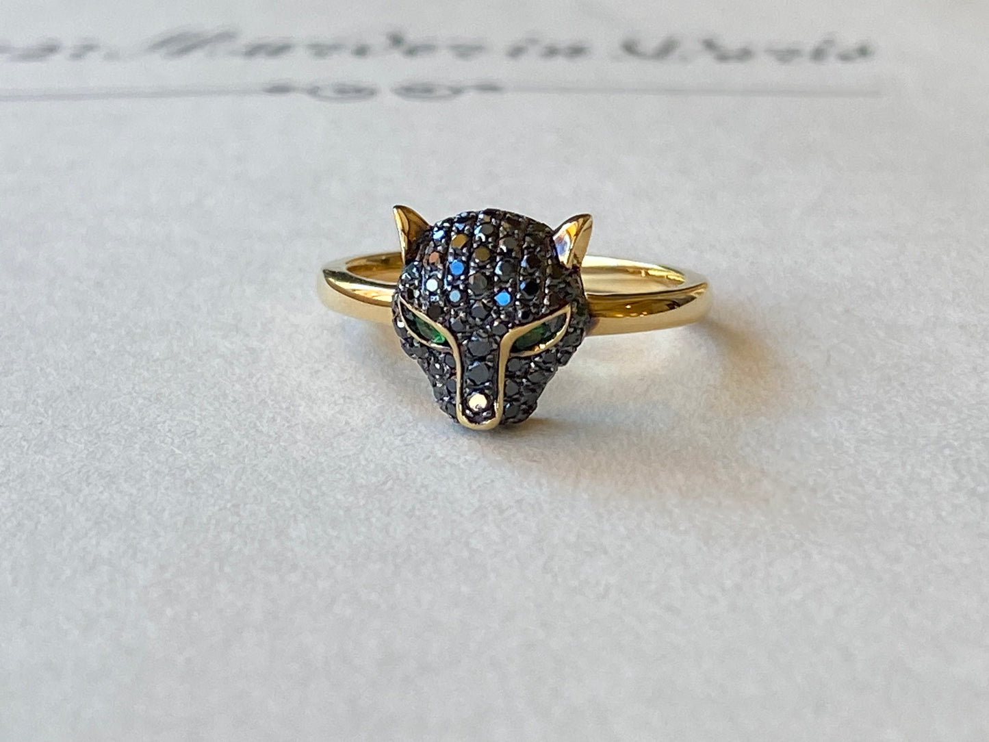 K18イエローゴールド ブラックダイヤモンド0.37ct グリーンガーネットリング