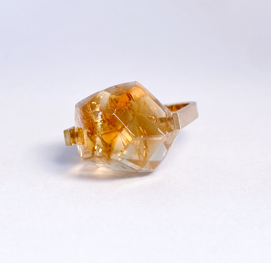 K10イエローゴールド シトリン(レインボー)リング