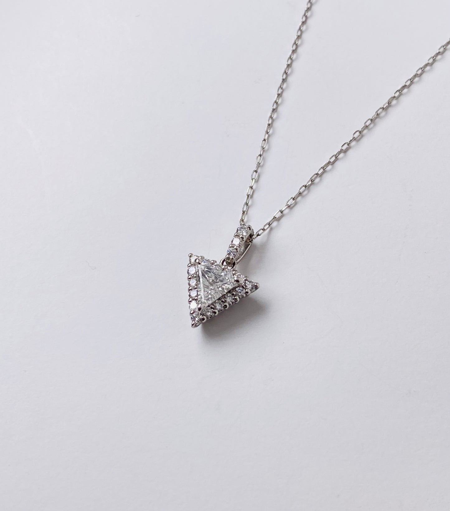 K18ホワイトゴールド　ダイヤモンド　0.38ctネックレス