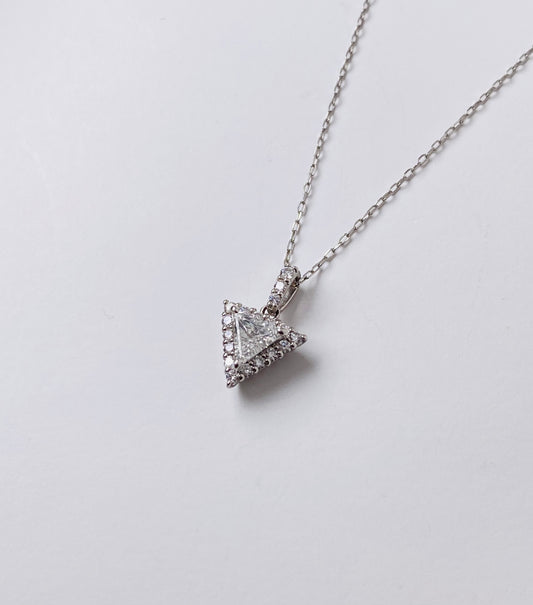 K18ホワイトゴールド　ダイヤモンド　0.38ctネックレス