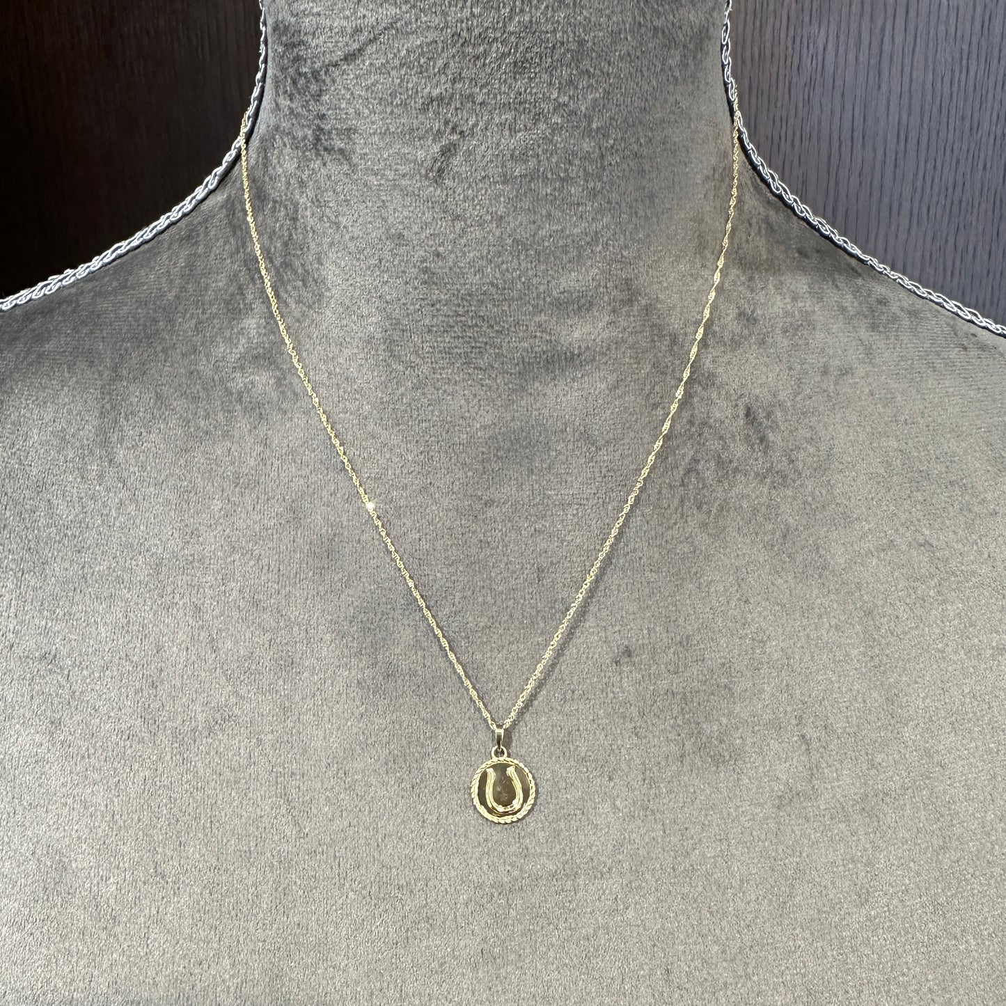 K18イエローゴールド　ホースシュートップ