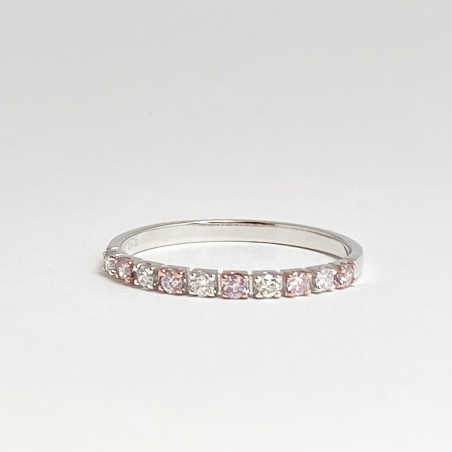 Ptピンクダイヤモンド　ダイヤモンド　トータル0.2ctリング