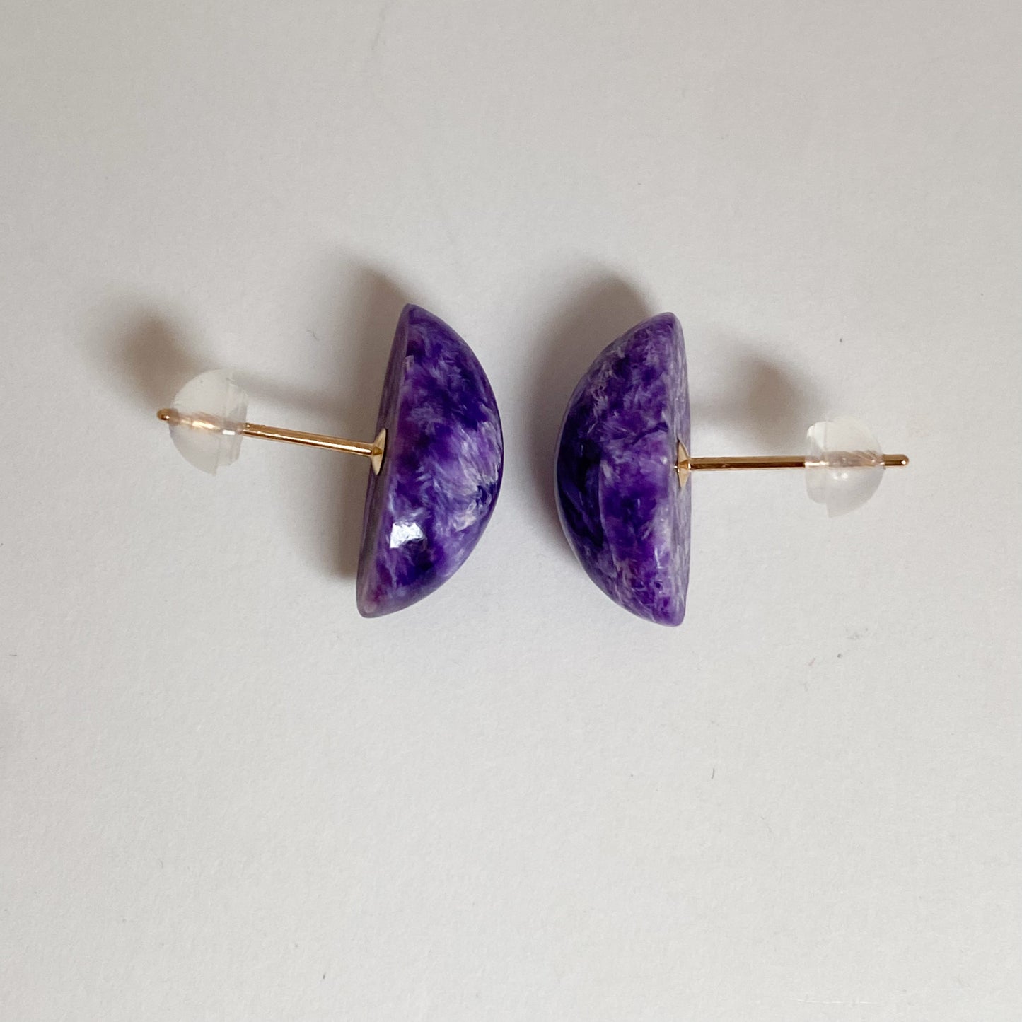 K10イエローゴールド チャロアイトピアス