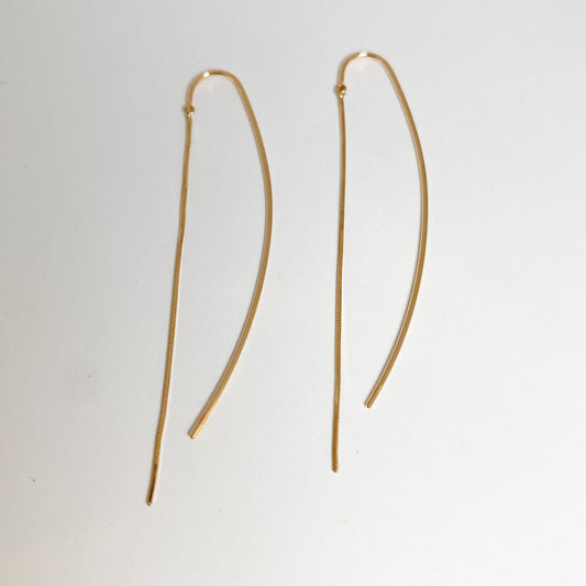 K10イエローゴールド　ロングピアス