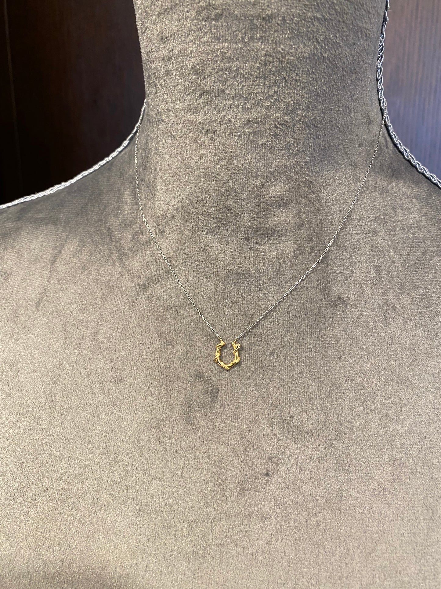 Pt/K18 2カラー　ホースシューネックレス