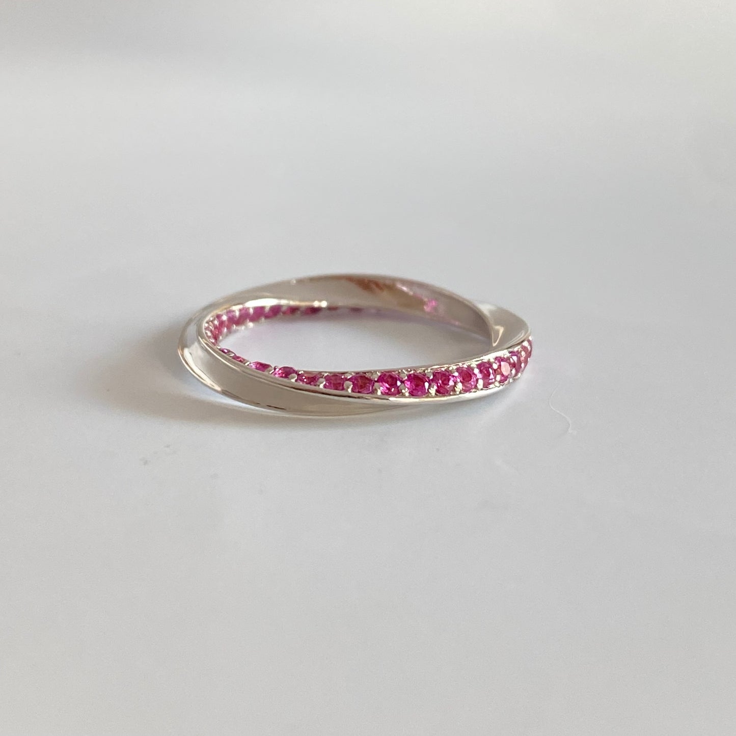 K18ホワイトゴールド ピンクサファイアリング