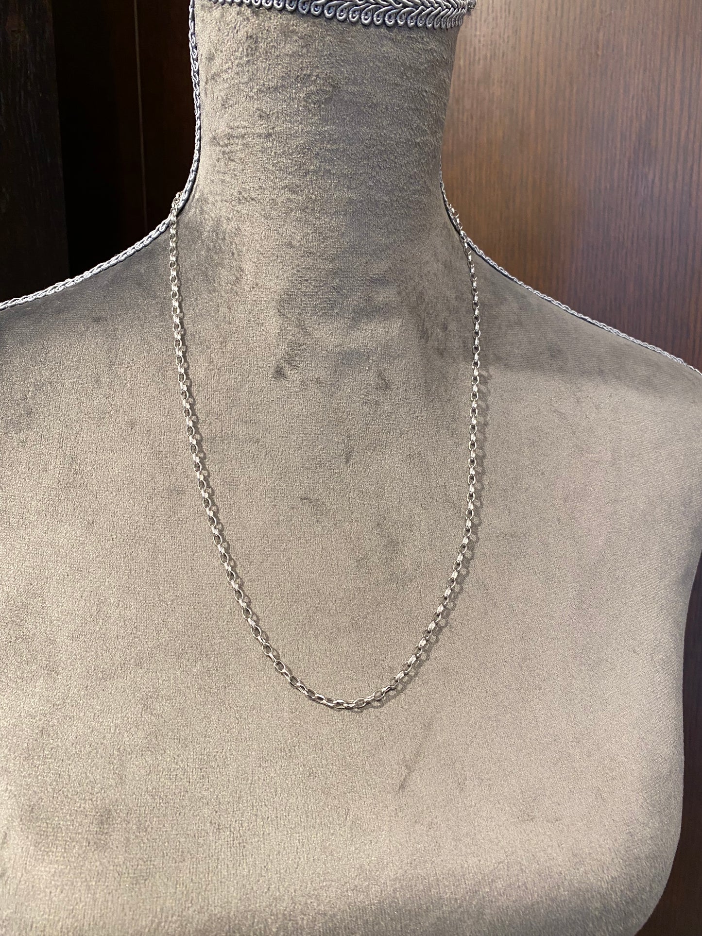 K18ホワイトゴールド　60㎝チェーンネックレス