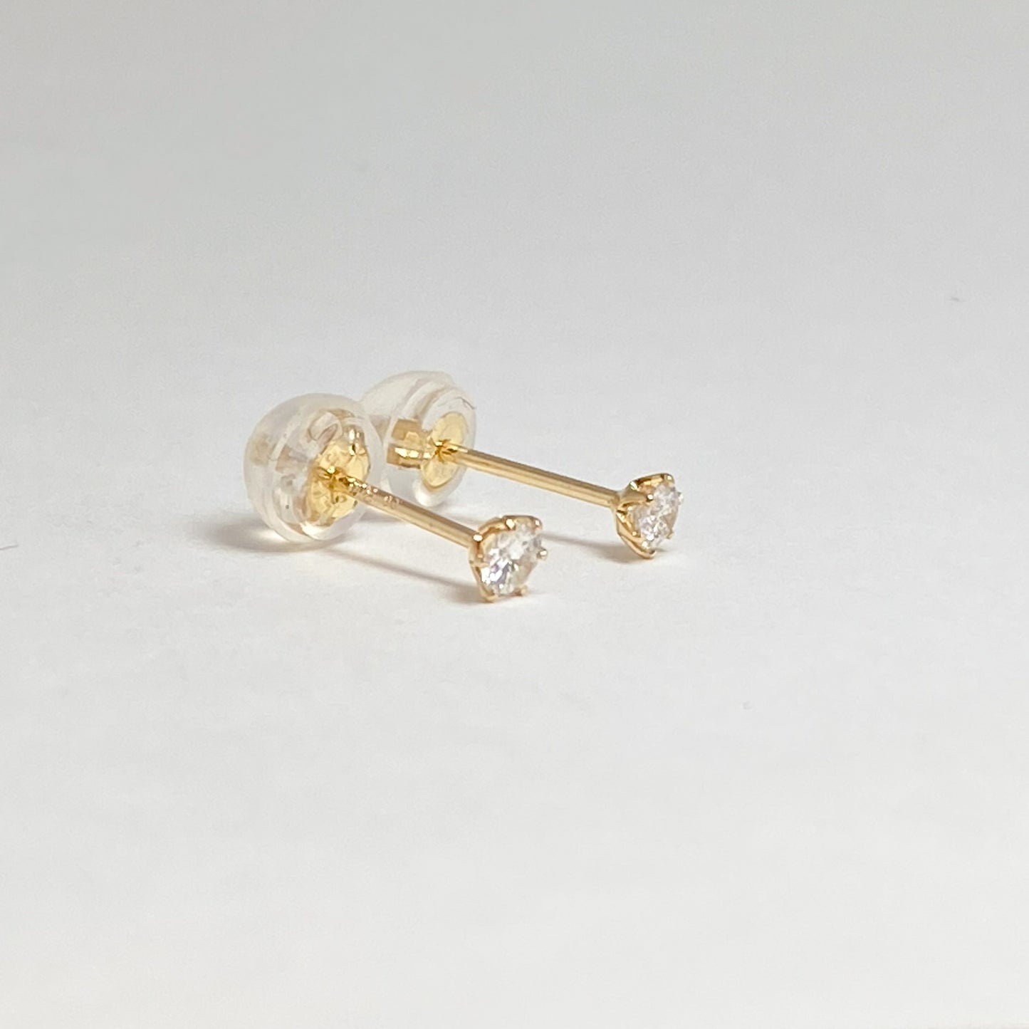 K18イエローゴールド ダイヤモンド0.12ctピアス