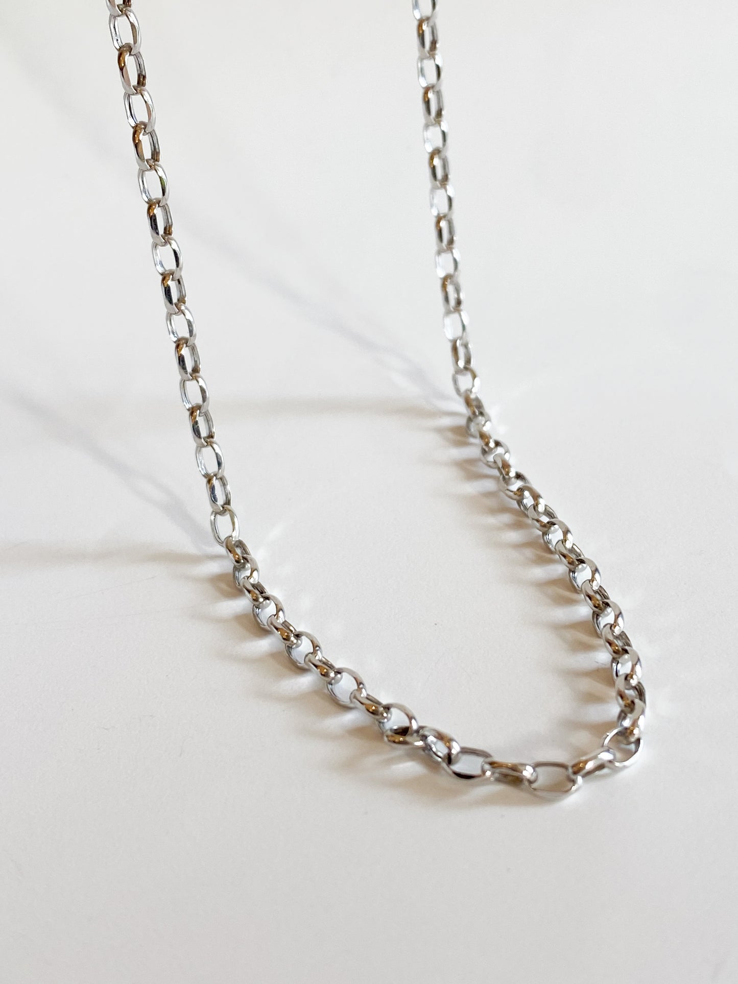 K18ホワイトゴールド　60㎝チェーンネックレス