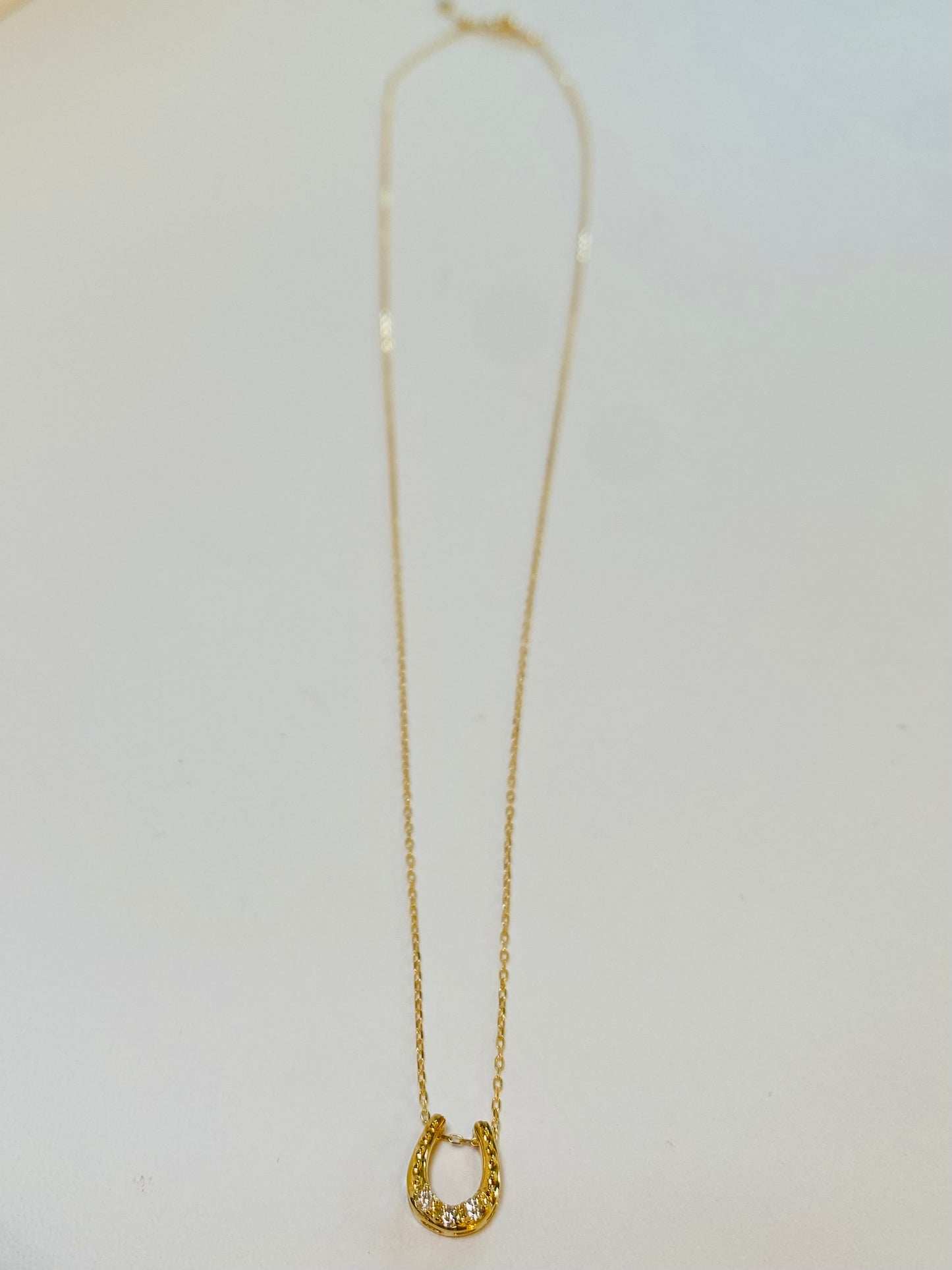 K18イエローゴールド ダイヤモンド0.07ct ホースシューネックレス