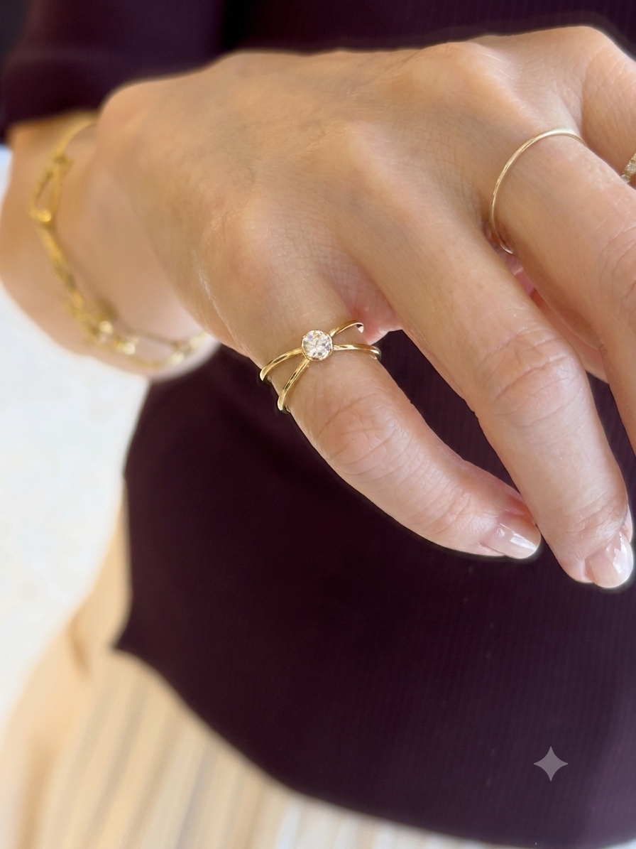 【大人のエクセレント】K18ダイヤモンド0.22ct ピンキーリング