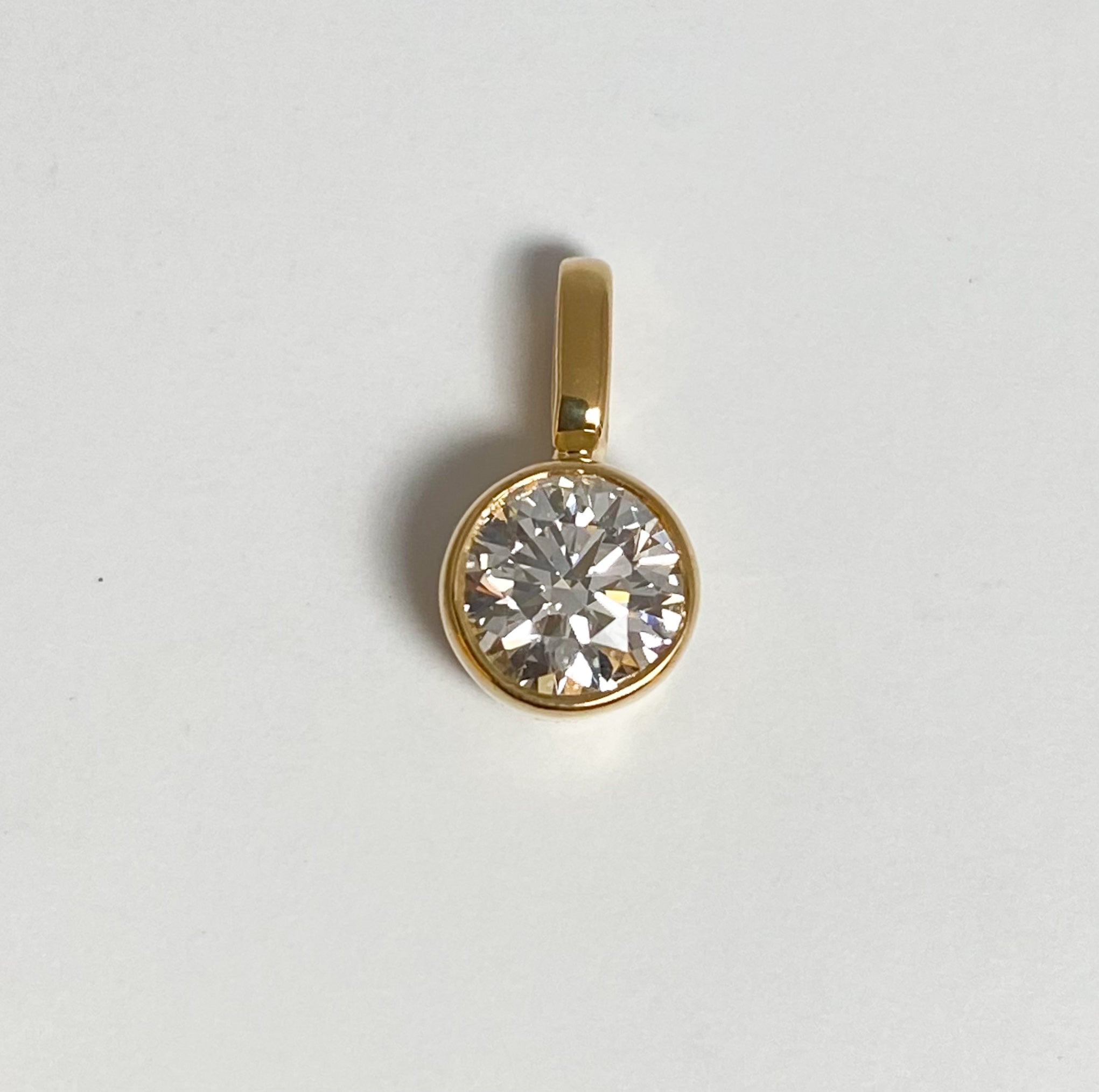 K18YG ダイヤモンド 0.556ct(Excellent)ペンダントトップ – Aprile Bijoux