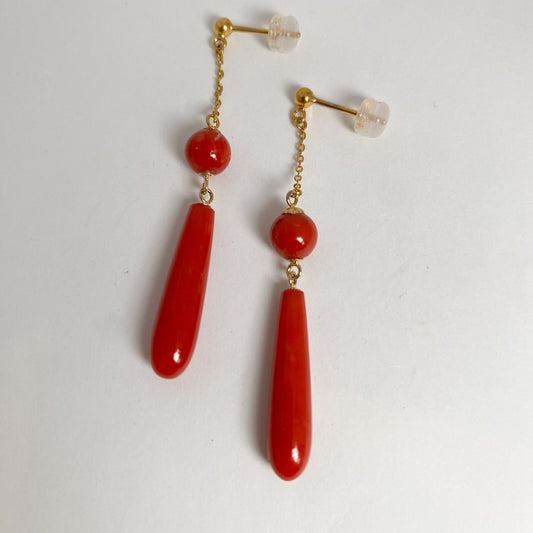 K18イエローゴールド 珊瑚ピアス