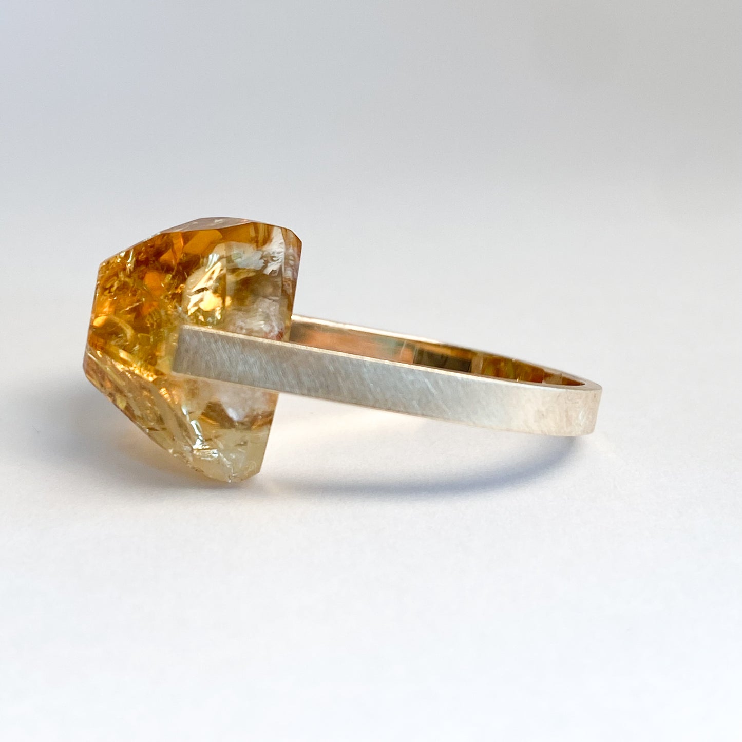 K10イエローゴールド シトリン(レインボー)リング