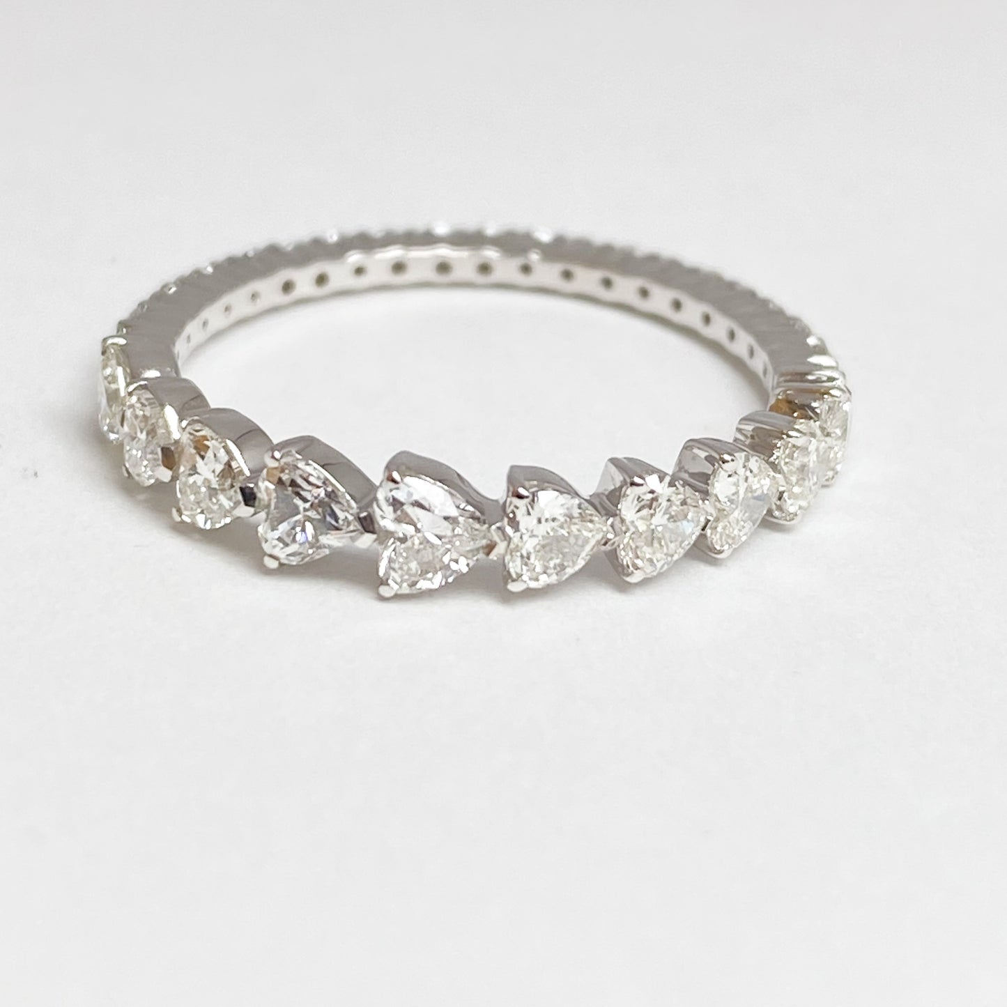 K18ホワイトゴールド　ハートシェイプダイヤモンドリング