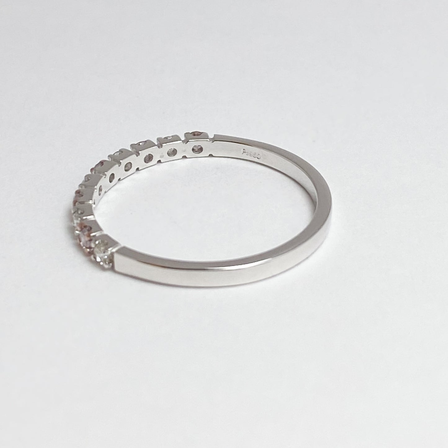 Ptピンクダイヤモンド　ダイヤモンド　トータル0.2ctリング