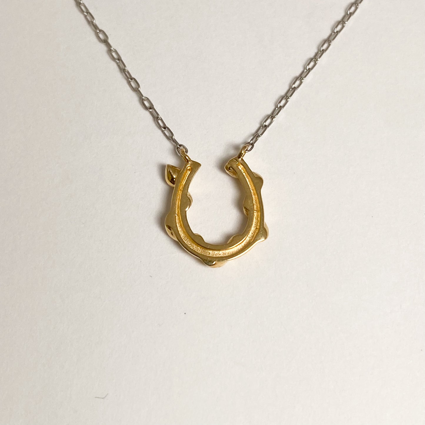 Pt/K18 2カラー　ホースシューネックレス