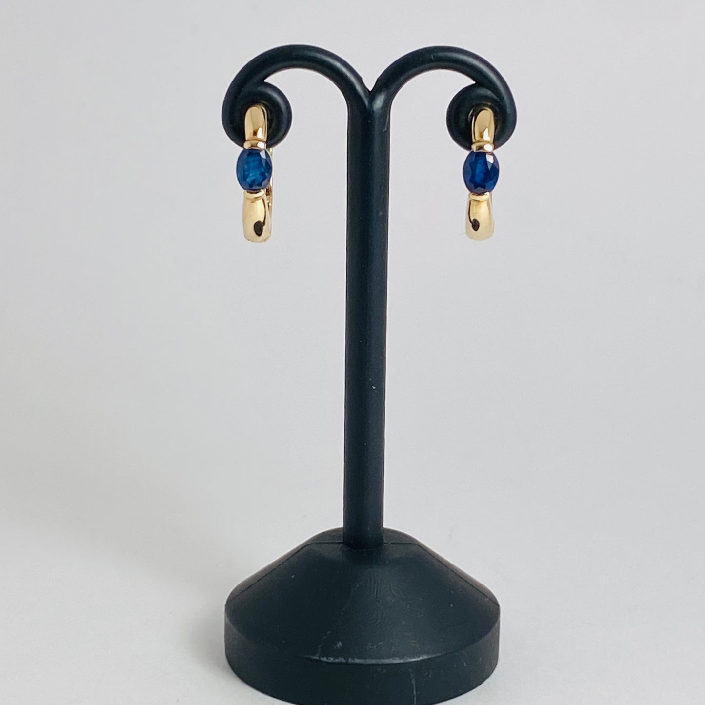 K10イエローゴールドサファイア中折れピアス