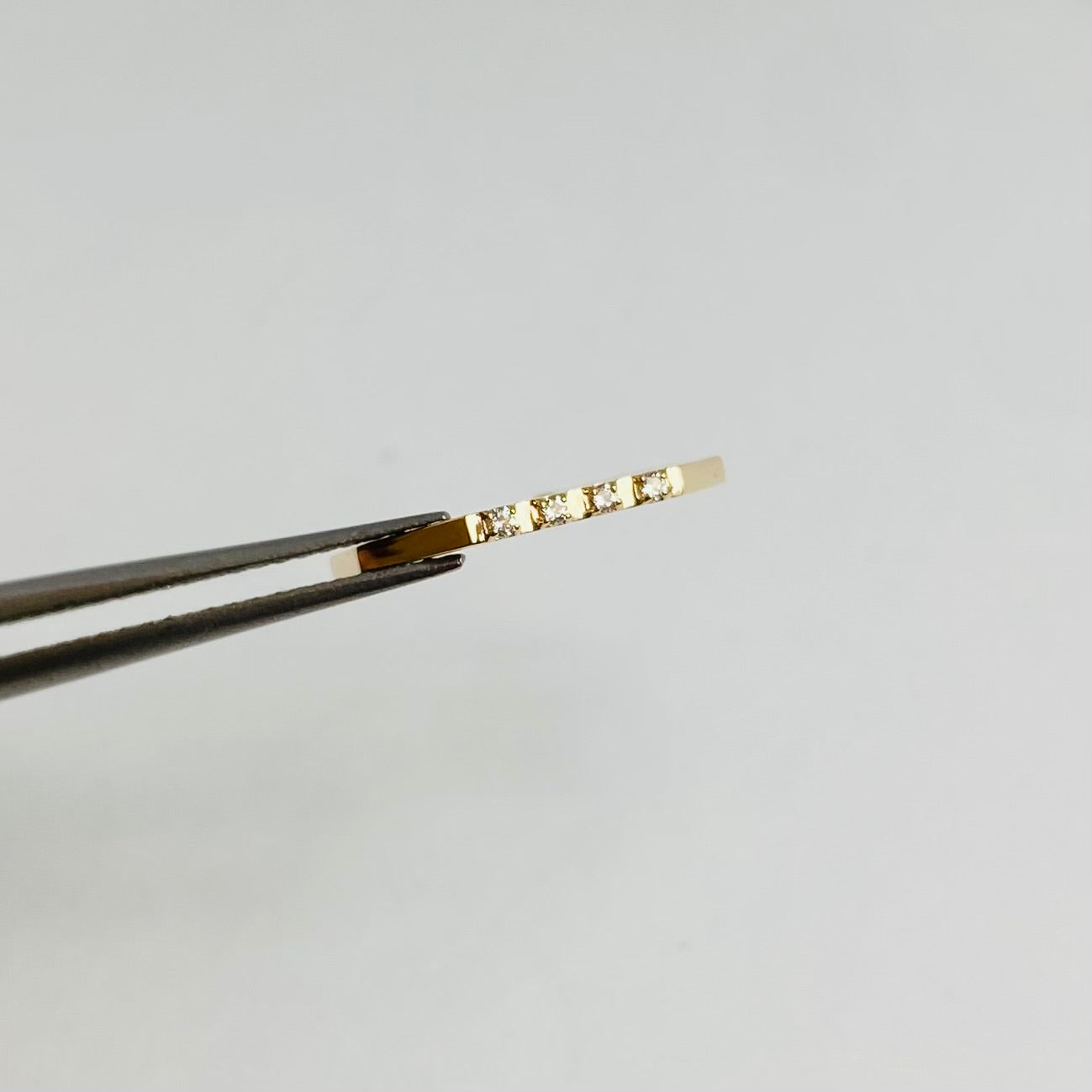 K10イエローゴールドホワイトトパーズカフ