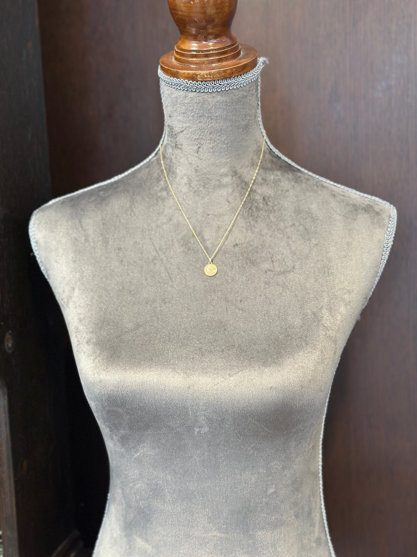 K18イエローゴールド　ホースシュートップ