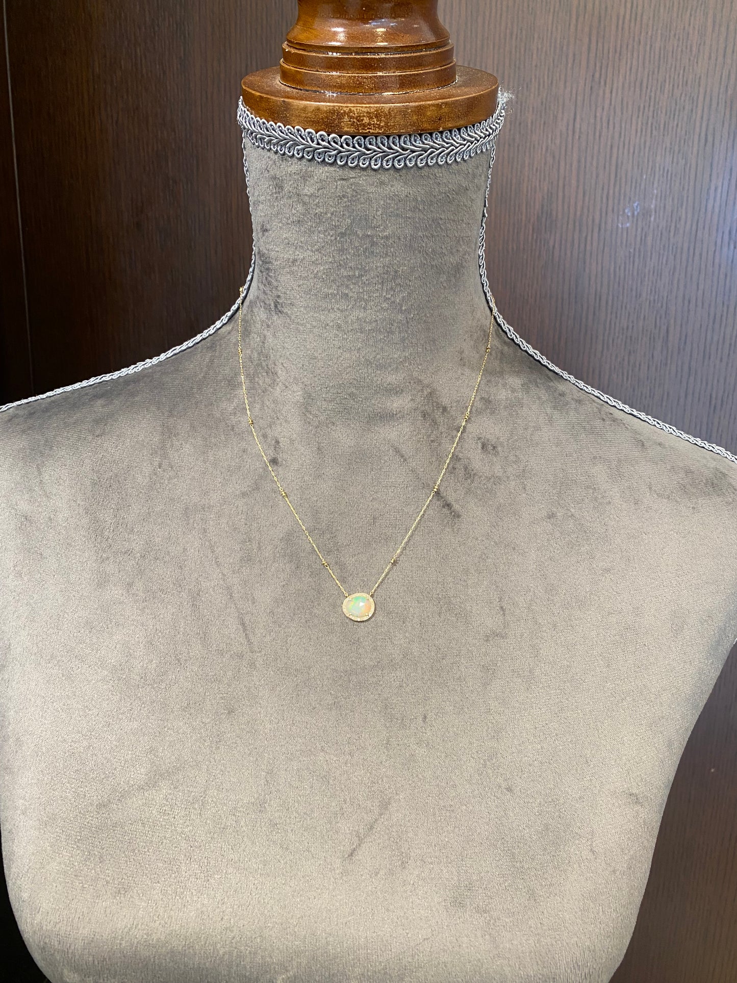 K18イエローゴールド オパール・ダイヤモンドネックレス