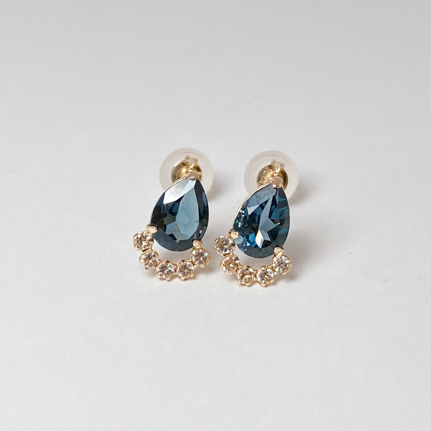 K10イエローゴールド ロンドンブルートパーズ・ホワイトトパーズピアス