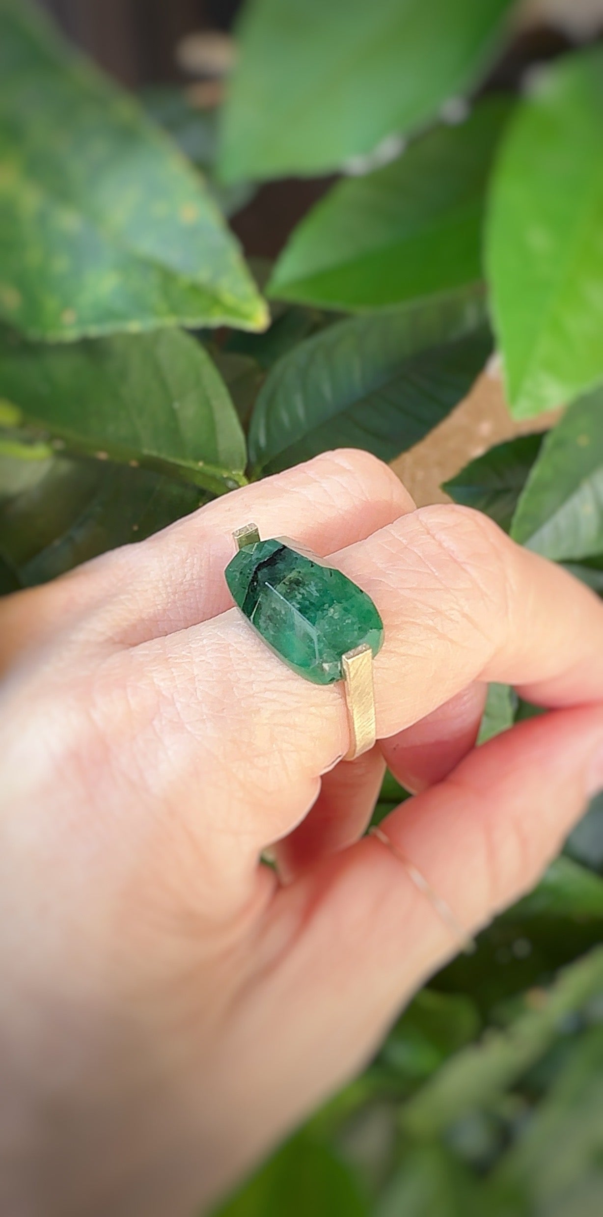 K10イエローゴールド エメラルドリング