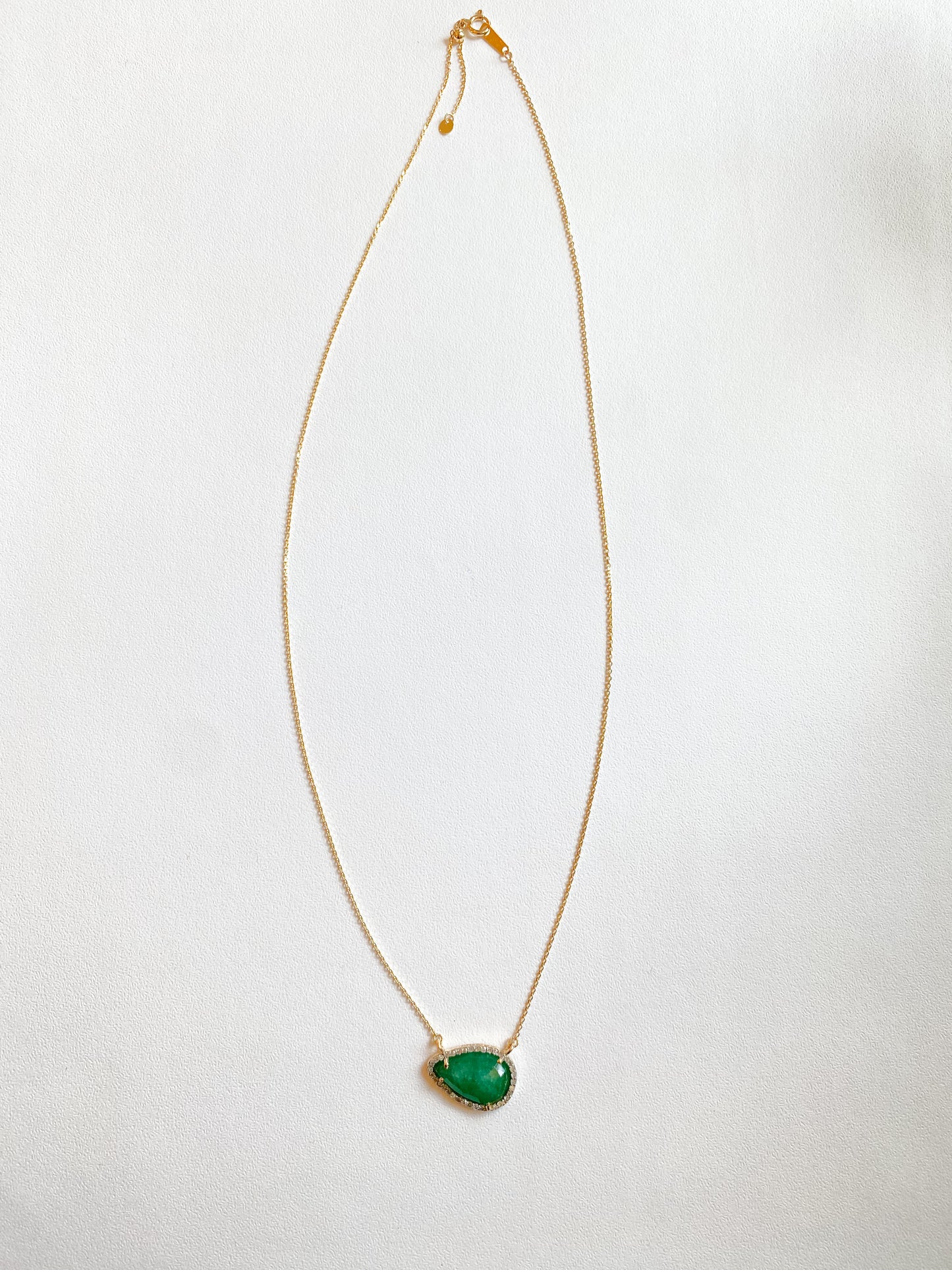 K10イエローゴールド　エメラルド・ダイヤモンドネックレス