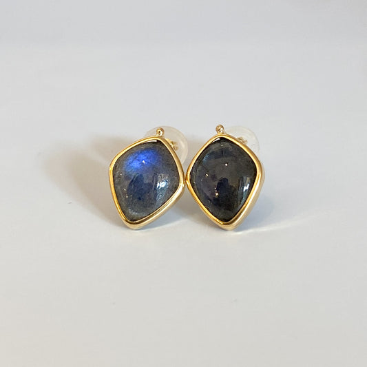 K18イエローゴールド ラブラドライトピアス