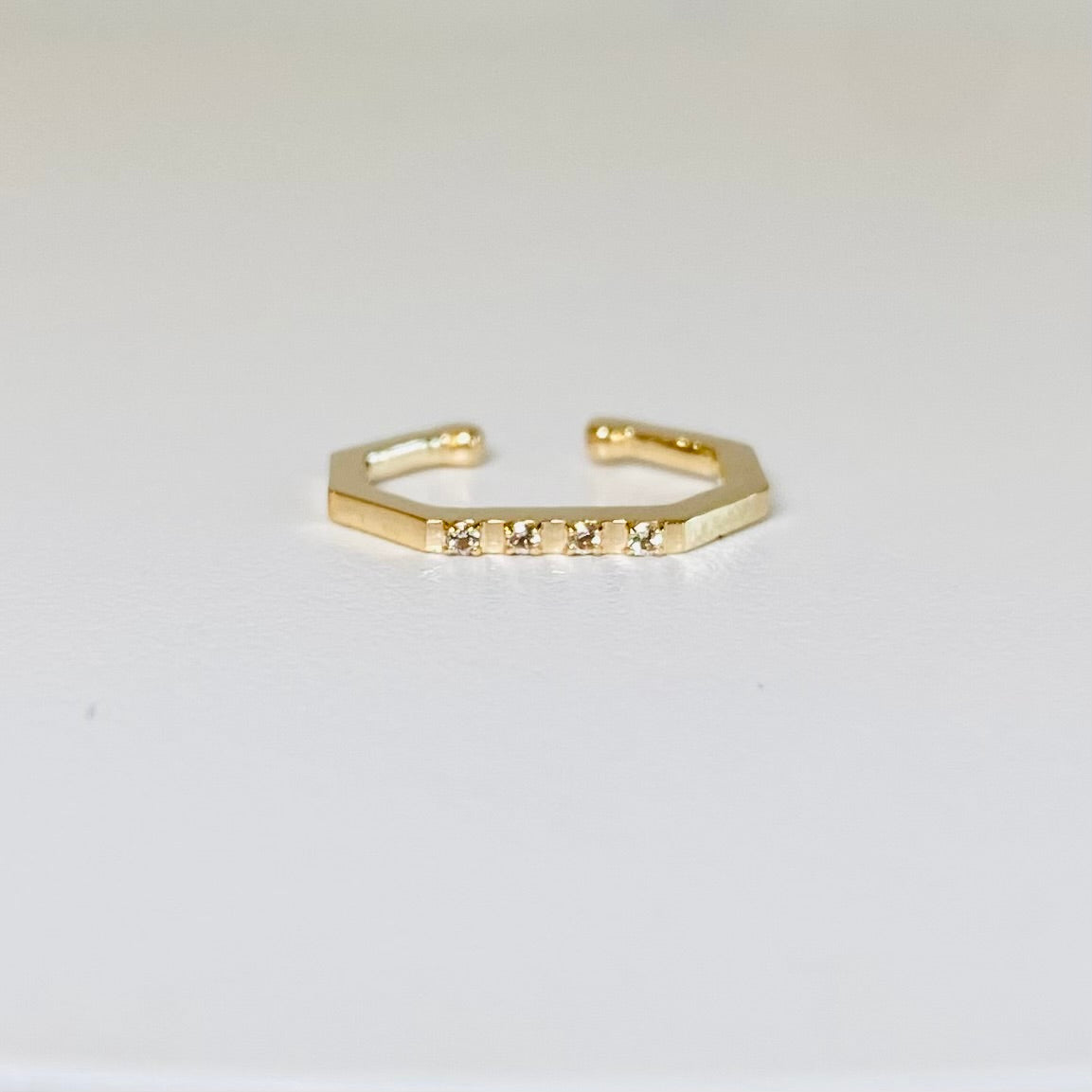 K10イエローゴールドホワイトトパーズカフ