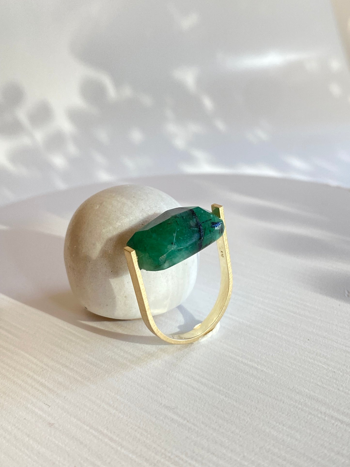 K10イエローゴールド エメラルドリング