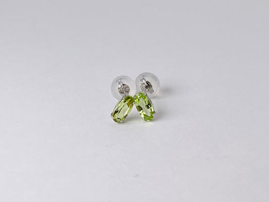 Ptペリドットピアス