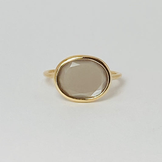 K10イエローゴールド グレームーンストーンリング